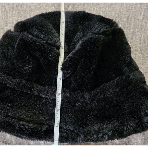 David & Young Black Faux Fur Bucket Hat main image 10